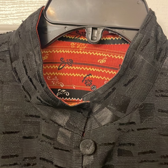 Reversible silk jacket. - Picture 6 of 6